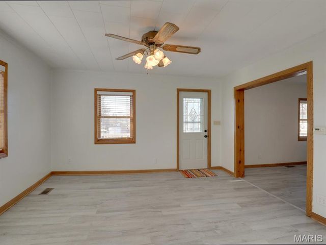 318 W New Street, Palmyra, MO 63461