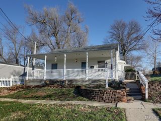 318 W New Street, Palmyra, MO 63461