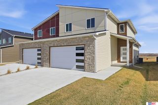 322 N 105th Street, Lincoln, NE 68527