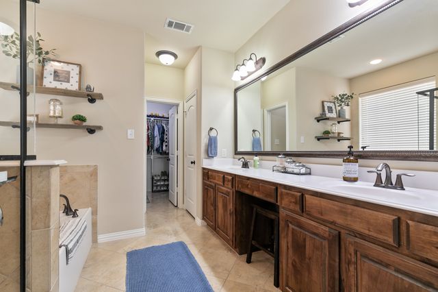 2504 Scotti Street, Lewisville, TX 75056