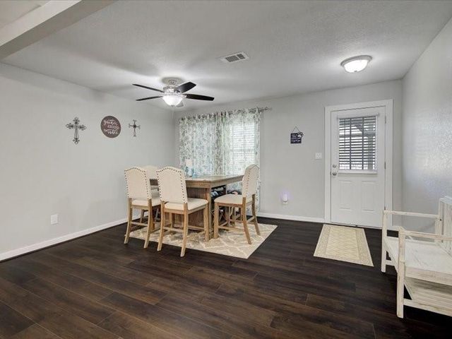 263 Sandy Ridge Drive, Livingston, TX 77351