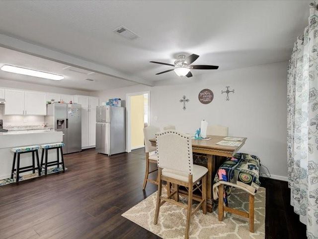 263 Sandy Ridge Drive, Livingston, TX 77351