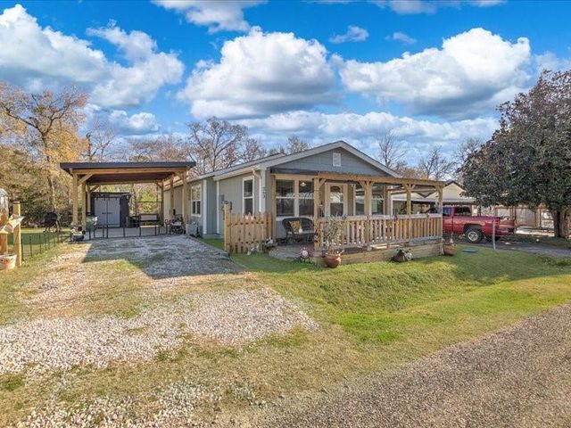 263 Sandy Ridge Drive, Livingston, TX 77351