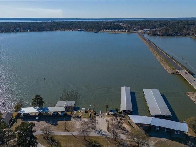 263 Sandy Ridge Drive, Livingston, TX 77351