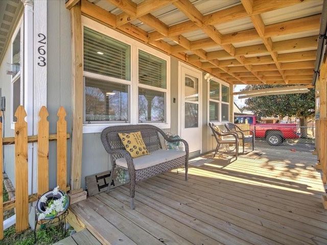 263 Sandy Ridge Drive, Livingston, TX 77351