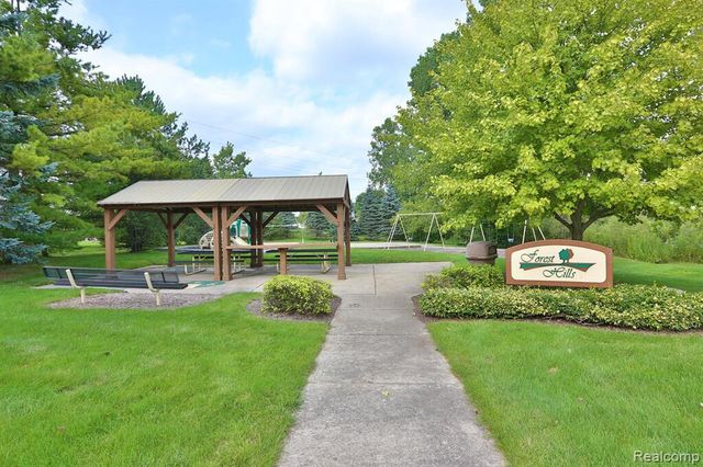 3288 Hickory Drive, Lake Orion Twp, MI 48359