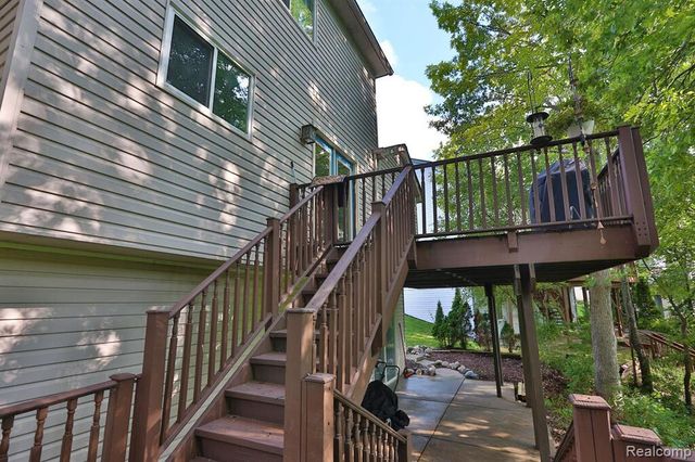 3288 Hickory Drive, Lake Orion Twp, MI 48359