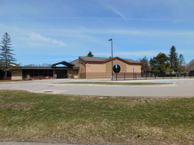 3288 Hickory Drive, Lake Orion Twp, MI 48359