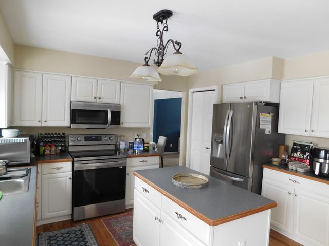 3288 Hickory Drive, Lake Orion Twp, MI 48359