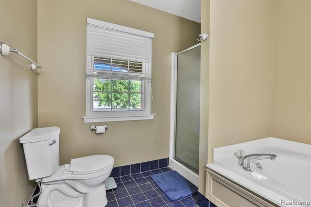 3288 Hickory Drive, Lake Orion Twp, MI 48359