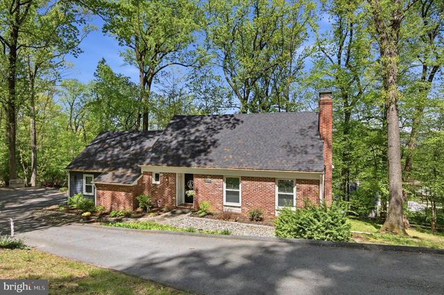 471 HILLTOP RD, Paoli, PA 19301