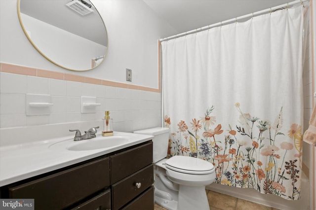 471 HILLTOP RD, Paoli, PA 19301