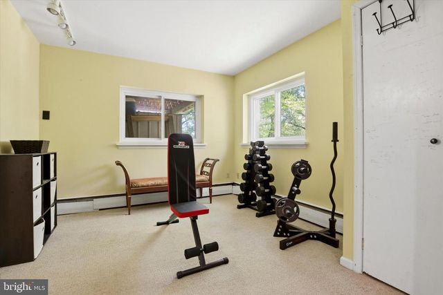 471 HILLTOP RD, Paoli, PA 19301