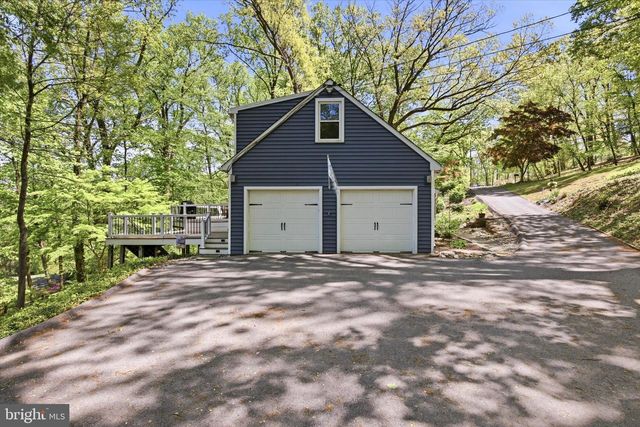 471 HILLTOP RD, Paoli, PA 19301