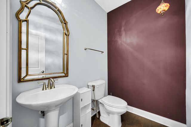 10431 Douglas Drive, St. John, IN 46373