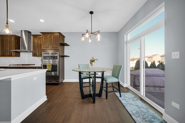 10431 Douglas Drive, St. John, IN 46373