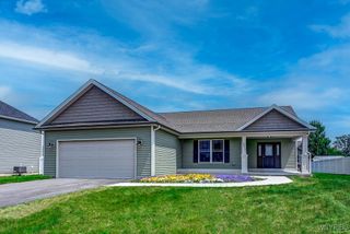 6213 Lakewood Lane, Lockport Town, NY 14094