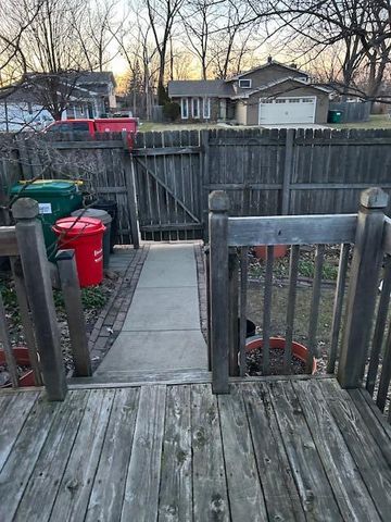 9401 Fran Lin Pkwy, Munster, IN 46321