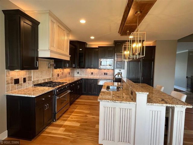 11881 58th Street N, Lake Elmo, MN 55042