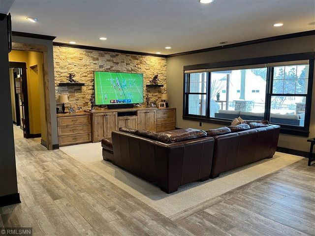 11881 58th Street N, Lake Elmo, MN 55042