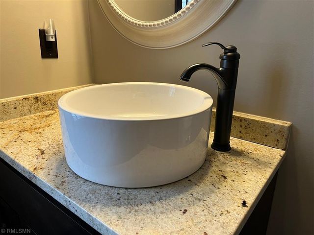 11881 58th Street N, Lake Elmo, MN 55042