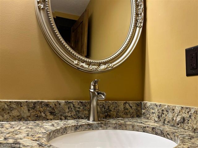 11881 58th Street N, Lake Elmo, MN 55042