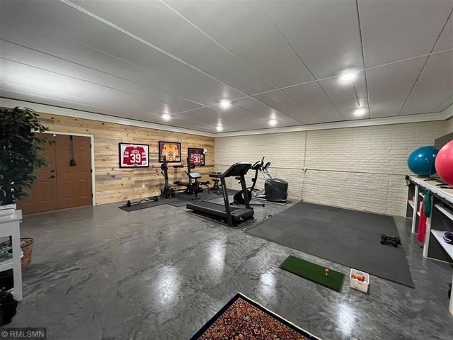 11881 58th Street N, Lake Elmo, MN 55042