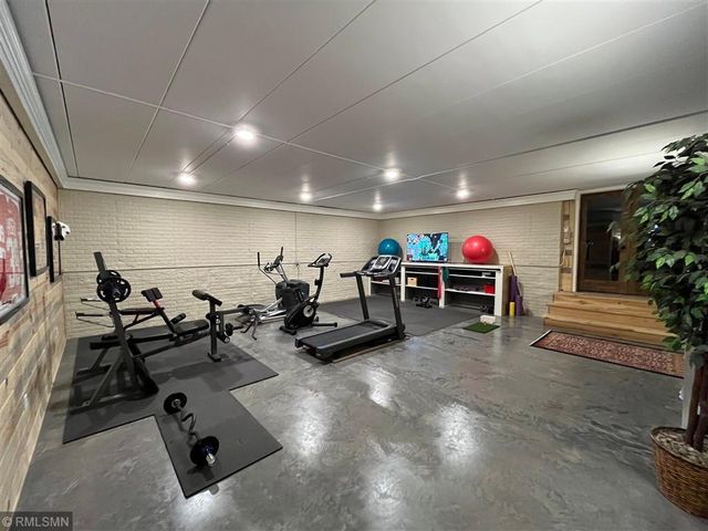 11881 58th Street N, Lake Elmo, MN 55042