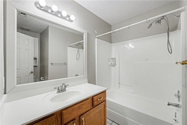 936 Quail RUN, Springdale, AR 72764