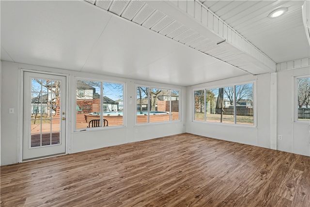 936 Quail RUN, Springdale, AR 72764