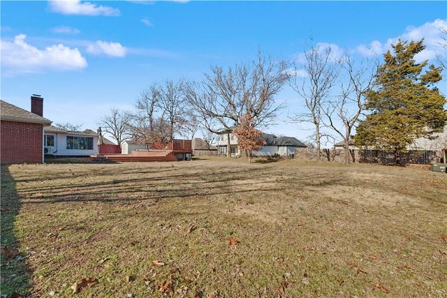 936 Quail RUN, Springdale, AR 72764