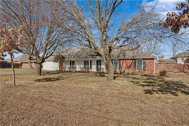 936 Quail RUN, Springdale, AR 72764