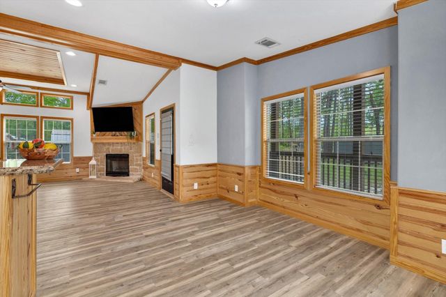 365 County Road 3371, Cleveland, TX 77327