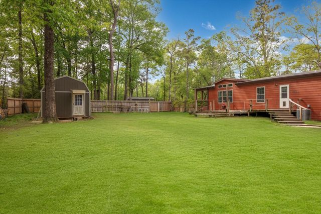 365 County Road 3371, Cleveland, TX 77327