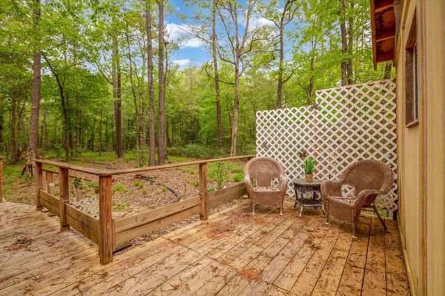 365 County Road 3371, Cleveland, TX 77327