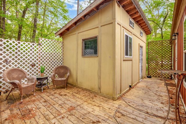 365 County Road 3371, Cleveland, TX 77327