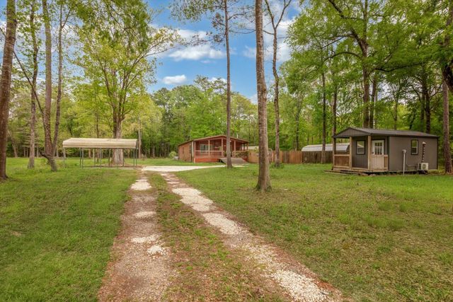 365 County Road 3371, Cleveland, TX 77327