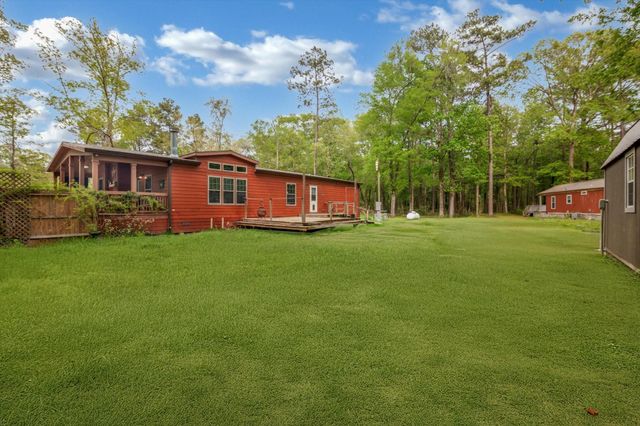 365 County Road 3371, Cleveland, TX 77327