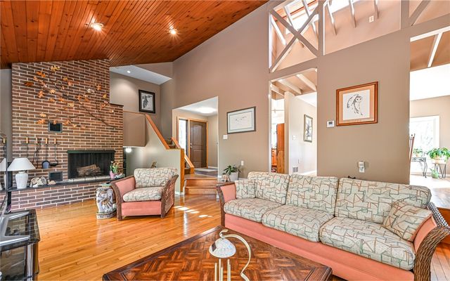 5435 Beechnut Dr, Richland, PA 15044