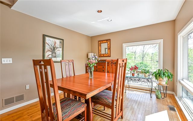 5435 Beechnut Dr, Richland, PA 15044