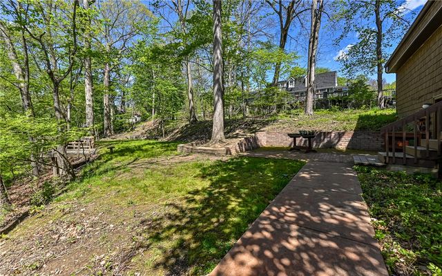 5435 Beechnut Dr, Richland, PA 15044
