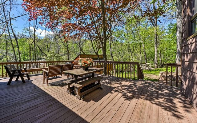 5435 Beechnut Dr, Richland, PA 15044