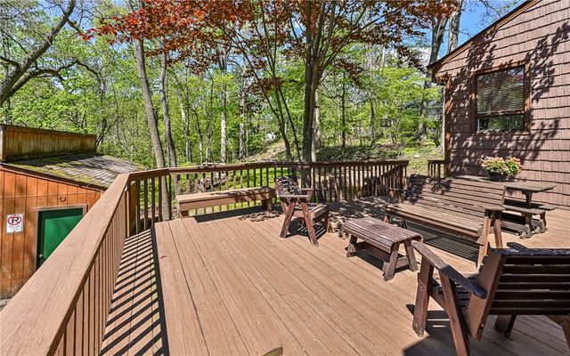 5435 Beechnut Dr, Richland, PA 15044
