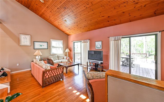 5435 Beechnut Dr, Richland, PA 15044
