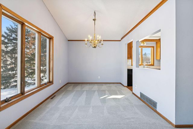 2301 E 121st Street, Burnsville, MN 55337