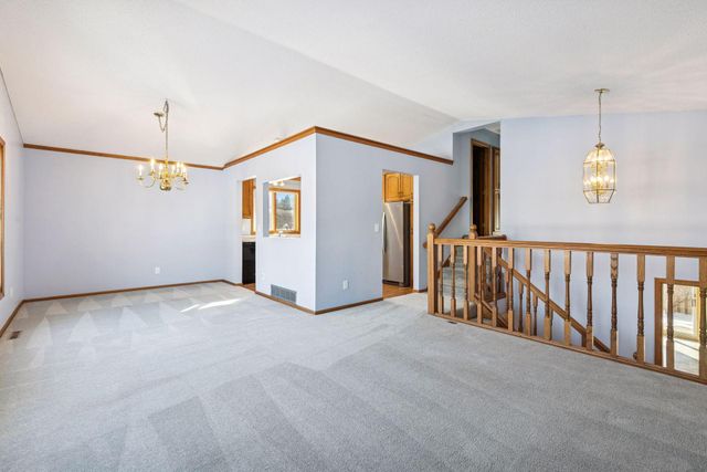 2301 E 121st Street, Burnsville, MN 55337