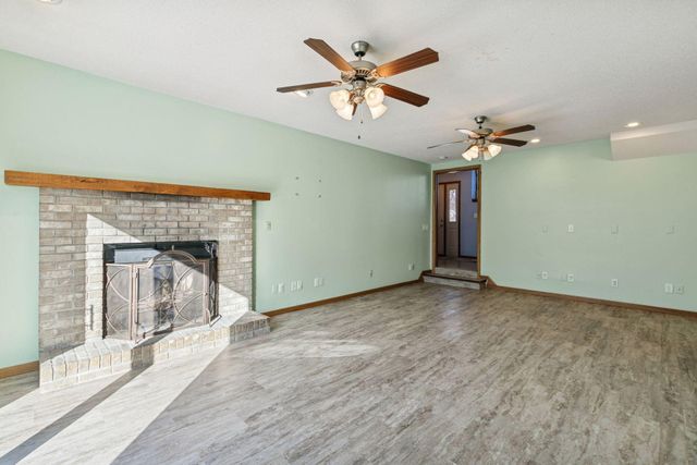 2301 E 121st Street, Burnsville, MN 55337