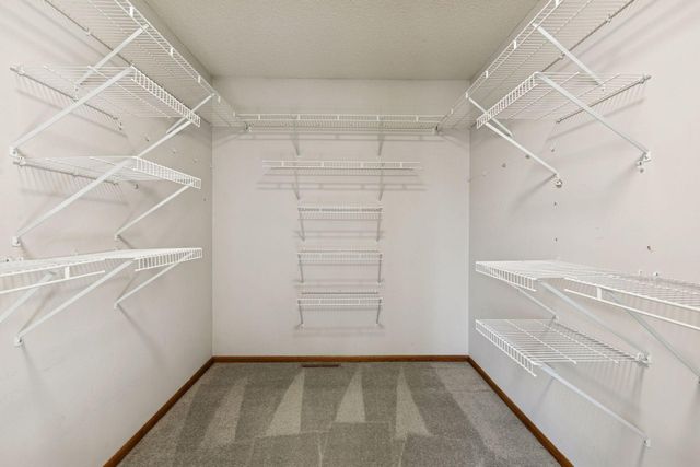 2301 E 121st Street, Burnsville, MN 55337