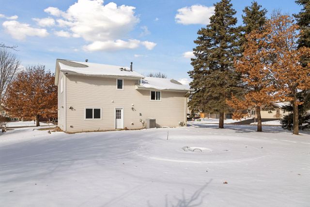 2301 E 121st Street, Burnsville, MN 55337