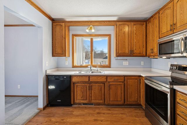 2301 E 121st Street, Burnsville, MN 55337